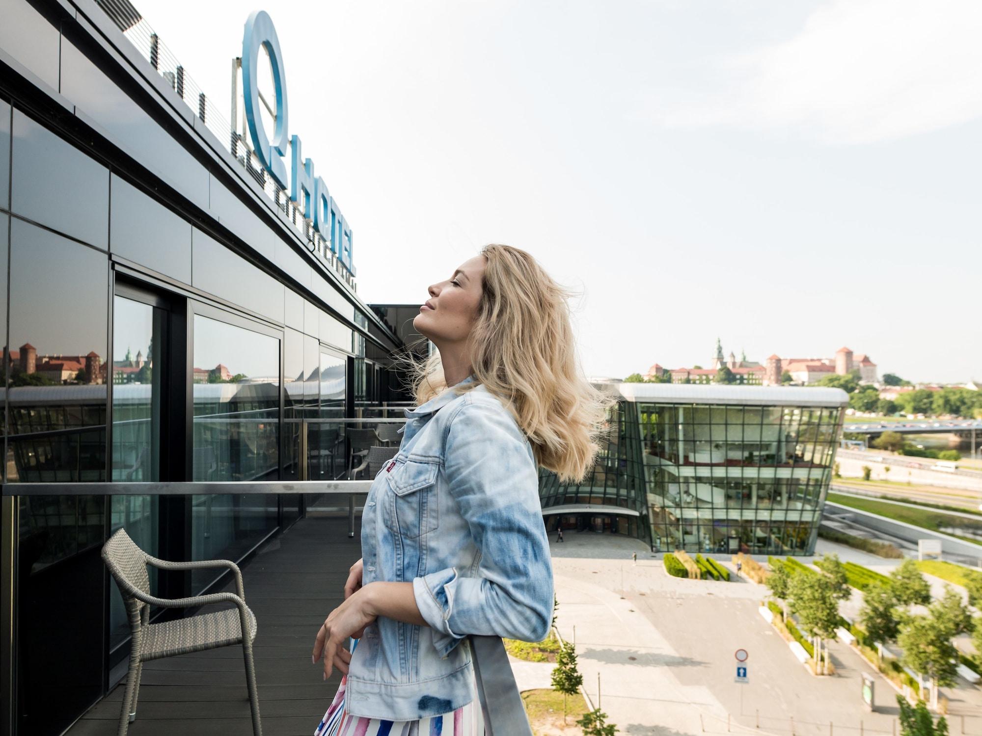 Q Hotel Plus Krasków Εξωτερικό φωτογραφία