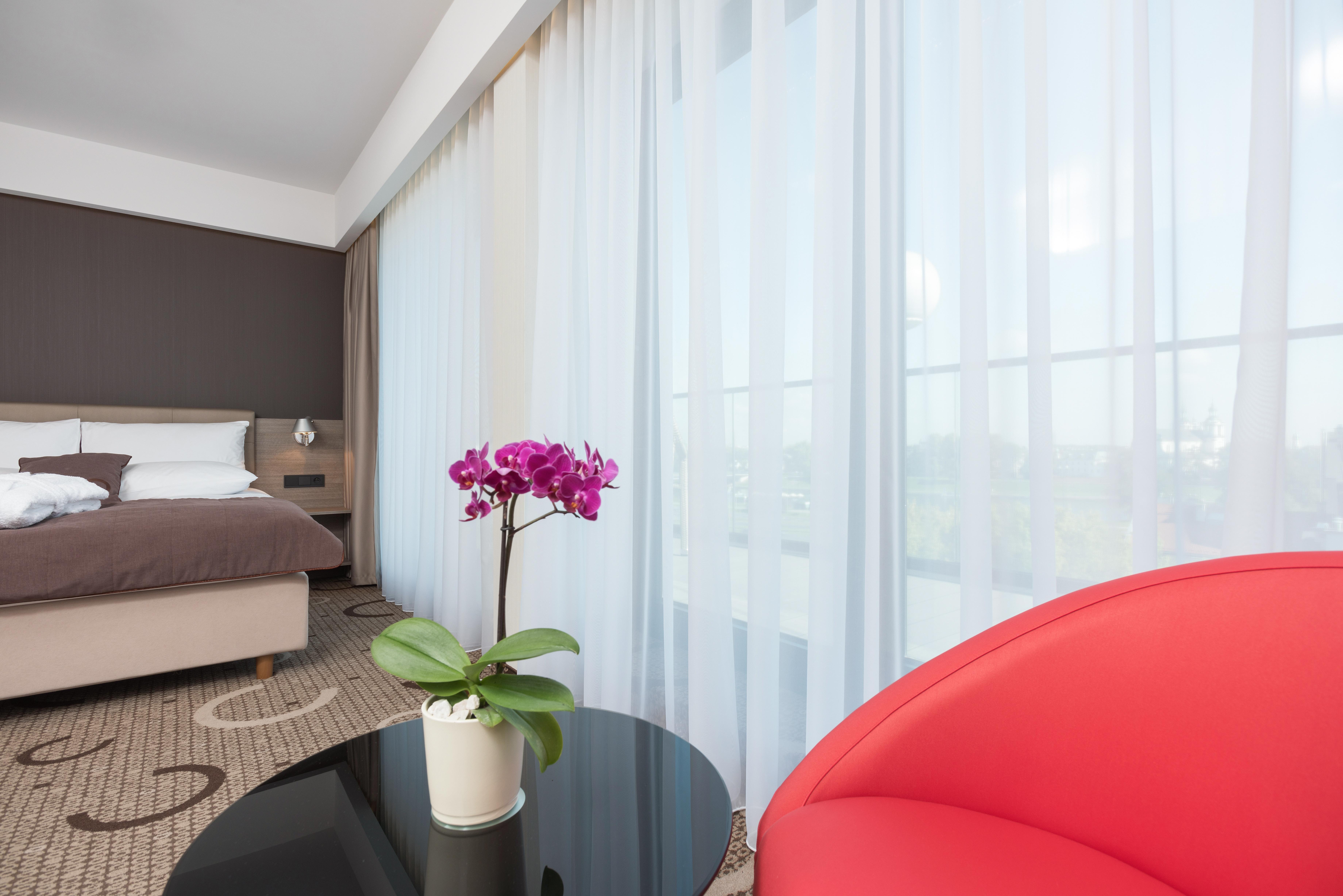 Q Hotel Plus Krasków Εξωτερικό φωτογραφία