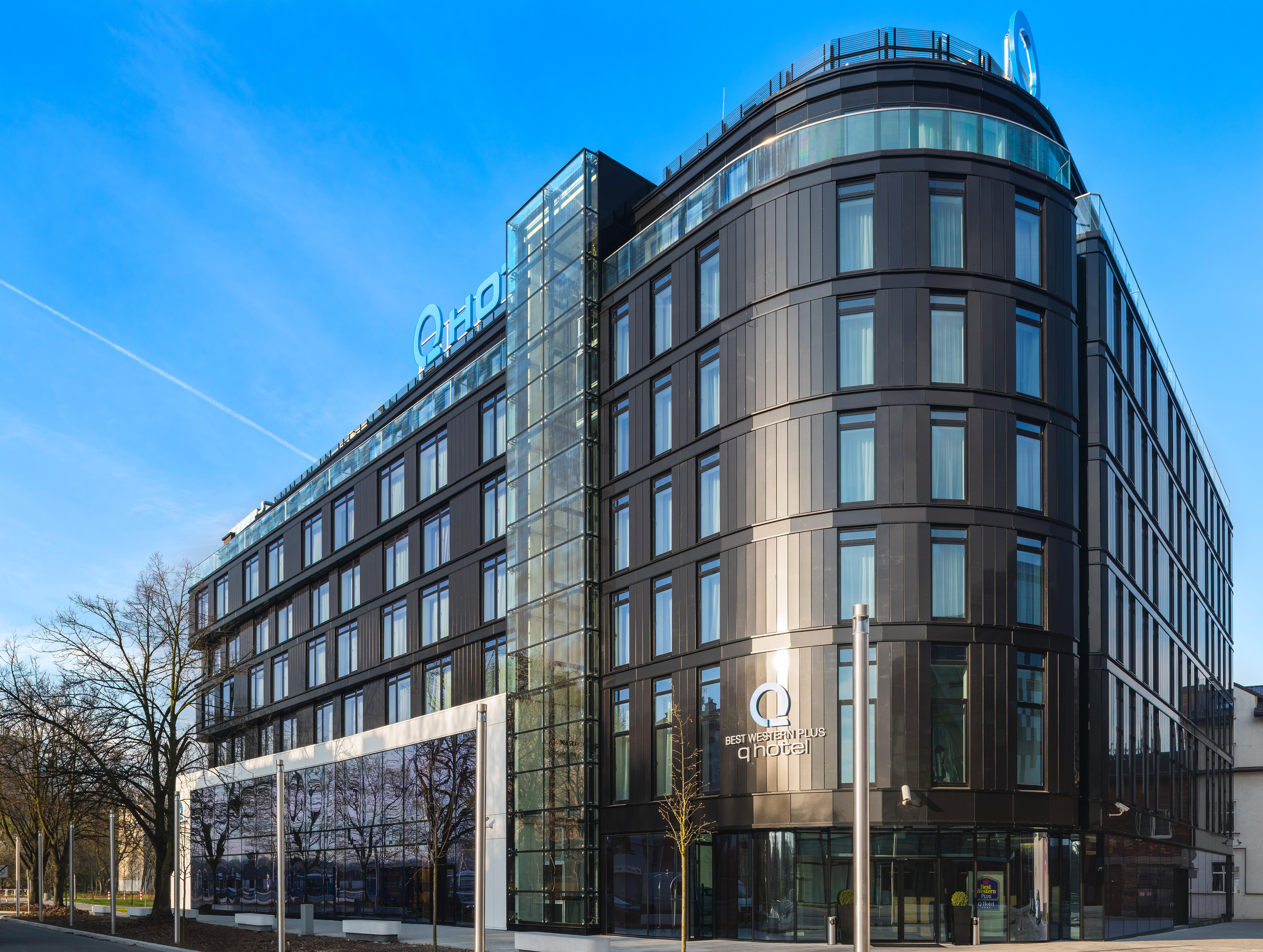 Q Hotel Plus Krasków Εξωτερικό φωτογραφία